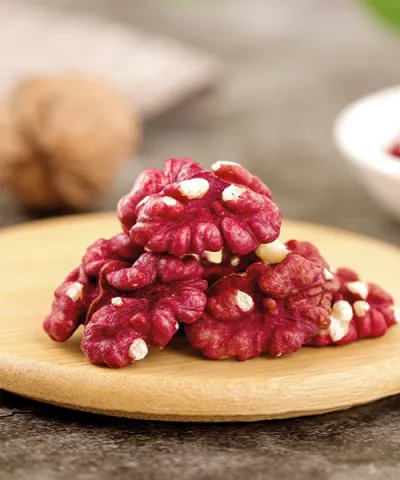 Vlašský ořech 'Red Livermore'